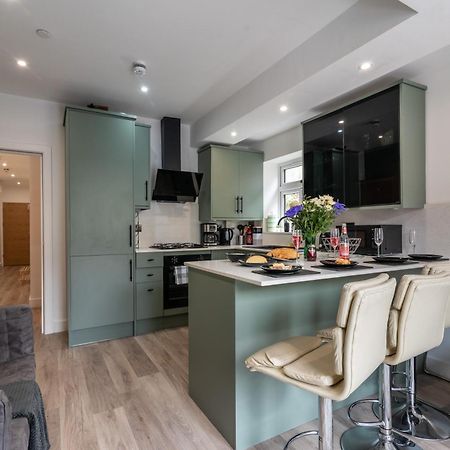 Luxury Apartments In Cardiff City Centre Buitenkant foto